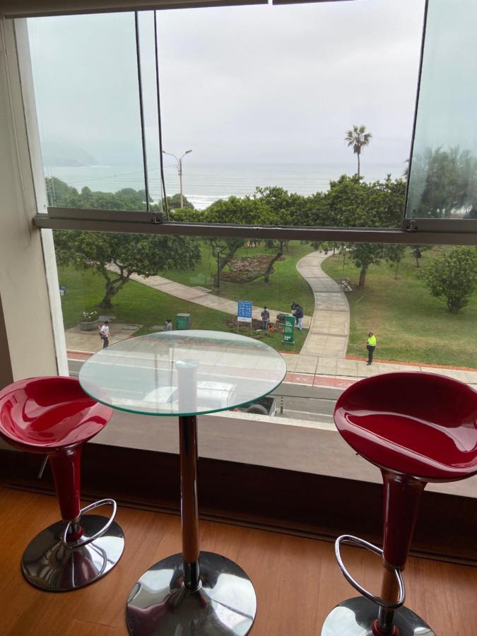 Miraflores Frente Al Mar Лима Екстериор снимка